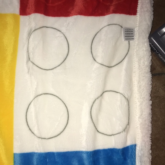 Huge Unisex Lego Throw - Picture 4 of 10